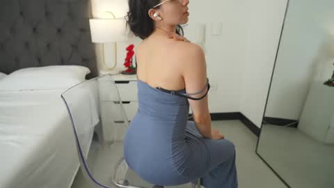 Naughty Samm online show from May 8, 4:10 pm