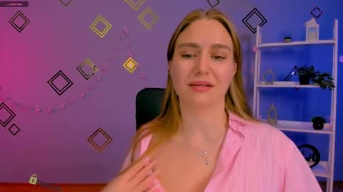 naya_dream online show from April 4, 7:34 pm