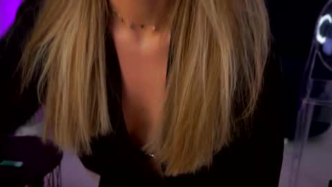 Naya online show from February 9, 7:38 pm