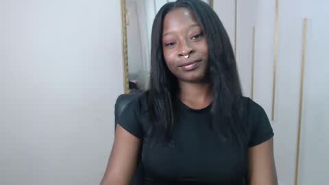 Nayaris 3 online show from May 9, 5:26 pm