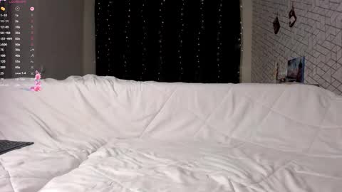 NayaValen online show from December 21, 4:17 am