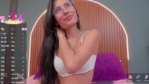 Naye  online show from January 10, 3:44 am