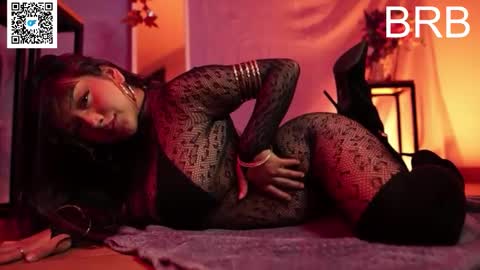 Nefertari online show from December 15, 11:26 am