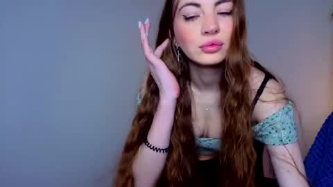 Mia online show from April 1, 6:25 am