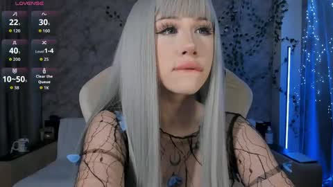 Eva online show from May 6, 9:24 am