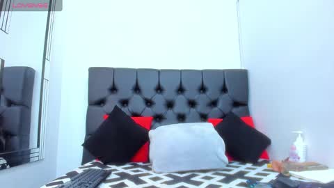 neferet_opal online show from January 26, 9:51 pm