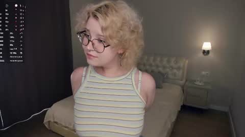 nelly_gloss online show from July 9, 7:55 am