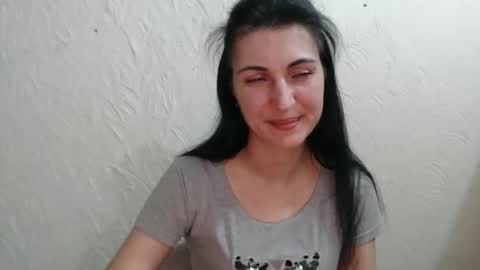 Nensy online show from March 6, 3:45 pm