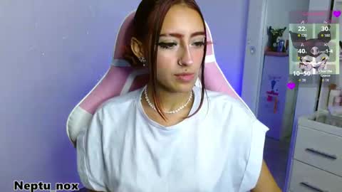 Snapshot of neptu_noxx chatting on September 26, 3:26 am Neptu noxx online show from September 26, 3:26 am