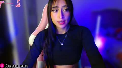 Neptu noxx online show from February 18, 5:06 am