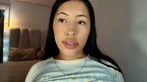 Snapshot of nerak_a chatting on February 20, 7:08 pm Helena Every Friday new video for my fan club loves online show from February 20, 7:08 pm