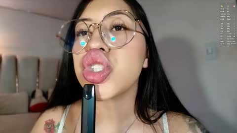 Snapshot of nerak_a chatting on March 4, 5:56 pm Helena Every Friday new video for my fan club loves online show from March 4, 5:56 pm