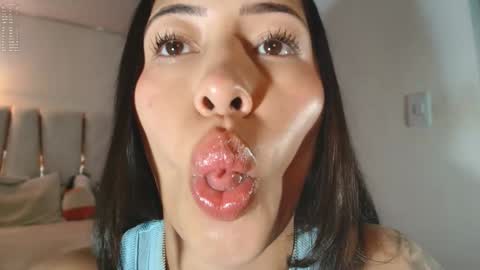 Snapshot of nerak_a chatting on February 6, 6:35 pm Helena Every Friday new video for my fan club loves online show from February 6, 6:35 pm