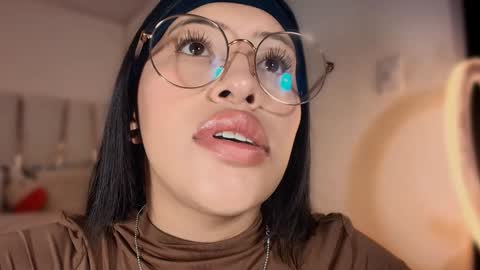 Snapshot of nerak_a chatting on January 21, 8:00 pm Helena Every Friday new video for my fan club loves online show from January 21, 8:00 pm