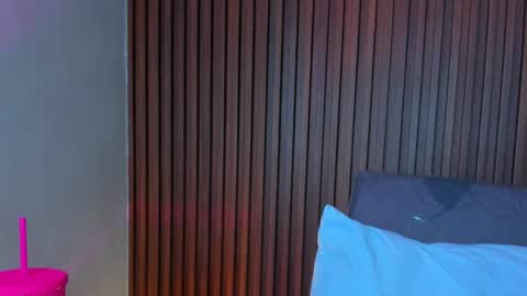 N E R E A online show from January 8, 10:14 pm