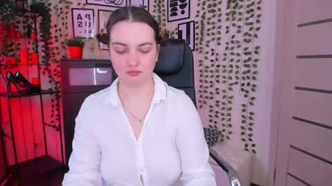nero_asta online show from April 30, 10:53 am
