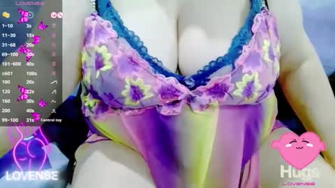 neslihan online show from March 23, 9:32 pm