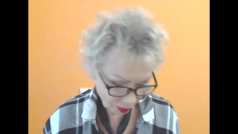 Snapshot of nessyjenixs chatting on September 25, 8:02 am NessyJenixs online show from September 25, 8:02 am