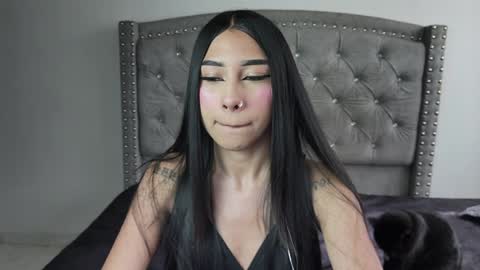 nesuko_kamado online show from January 5, 2:41 pm