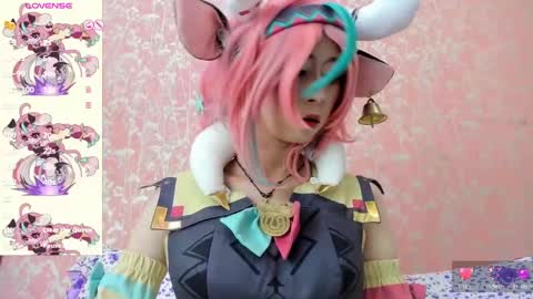 NEZUKO MITSURI online show from October 8, 8:24 pm