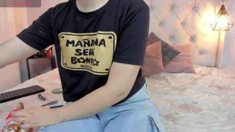 Milena online show from April 13, 1:01 pm