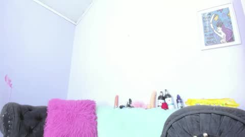 nezzukoo online show from May 4, 7:06 pm