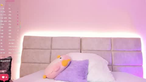 Nia online show from February 21, 12:28 pm