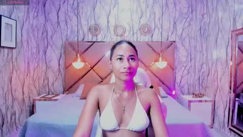Snapshot of nia_imanni chatting on September 19, 9:14 pm NIA online show from September 19, 9:14 pm