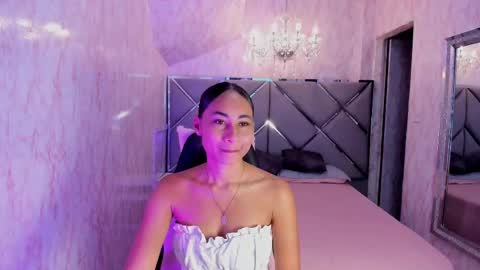 Snapshot of nia_imanni chatting on October 3, 7:41 pm NIA online show from October 3, 7:41 pm