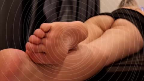 Kim online show from March 8, 5:17 pm