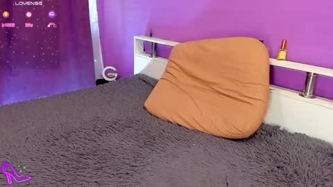 Nica online show from October 21, 12:42 pm