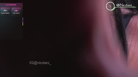 Snapshot of nicdani_1 chatting on September 15, 12:19 am Dani 3 online show from September 15, 12:19 am