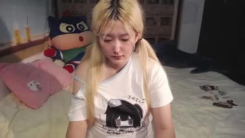 Belle online show from October 12, 3:36 pm