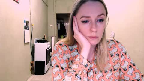 Kathrine online show from May 28, 3:43 pm