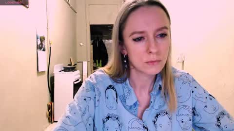 Kathrine online show from May 18, 7:31 pm