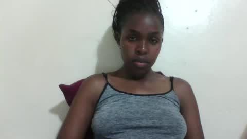 nicemillow online show from December 6, 3:55 pm