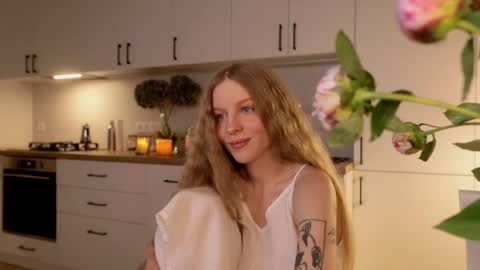 Nicka Cherie online show from May 17, 7:02 pm