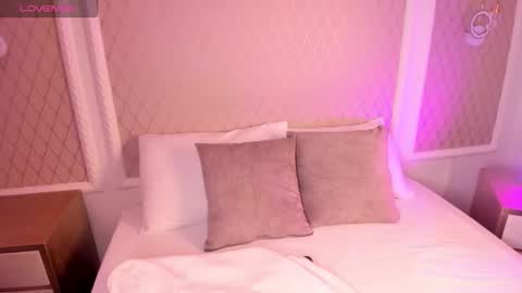 Nicky  online show from March 13, 2:46 am