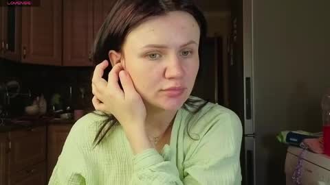 Nicky Weekends online show from May 8, 7:44 am
