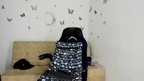 Snapshot of nicol_swift_ chatting on January 14, 1:26 am Nicol online show from January 14, 1:26 am