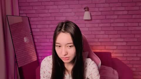 Nicole online show from May 8, 1:20 am