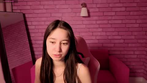 Nicole online show from May 21, 1:14 am