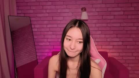 Nicole online show from May 6, 1:09 am