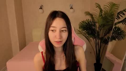 Nicole online show from May 25, 1:15 am