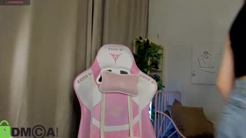 GMT7TueWedThSu 0300am-0900am. Sa 1000am-0400pm online show from October 20, 8:01 pm