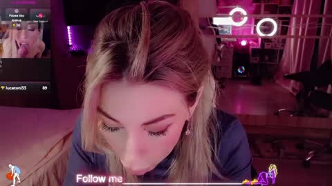 Nicole online show from April 1, 2:23 am