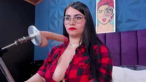 Nicole online show from May 26, 3:06 am