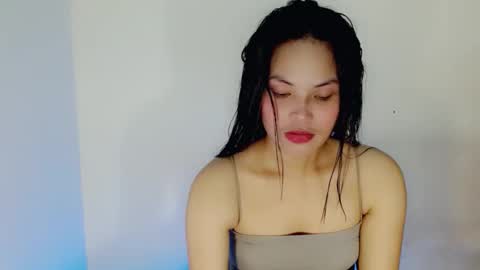 nicole_kiss01 online show from December 9, 10:32 am