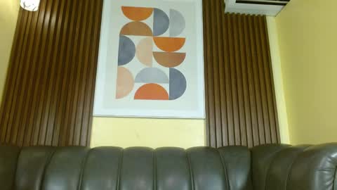 Nicole Ramires online show from March 31, 7:14 pm