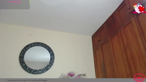 Nicole Santana online show from May 22, 11:03 pm